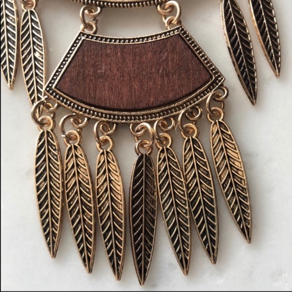 Wood Panel Necklace - Picture 4 of 4